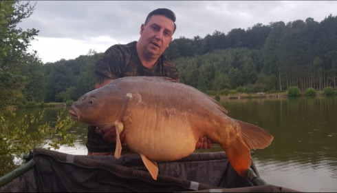 A 45 lb carp from La Fonte, Ross Battes, Aug 2019