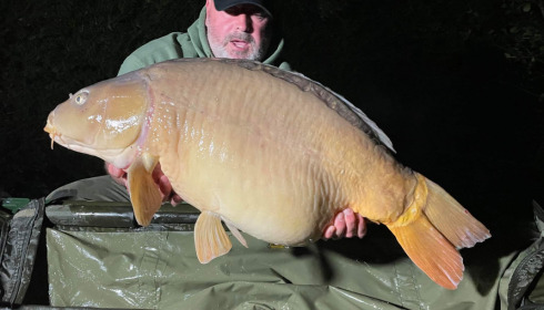 A 35 lb fish from La Fonte, Mirror, Oct 2021