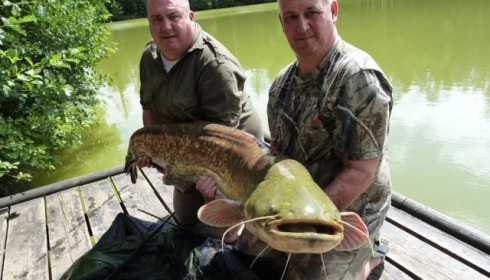 A 76 lb catfish from La Fonte, Jul 2012