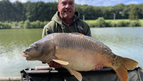 A 43 lb 3 oz fish from La Fonte, 43lb mirror, Sep 2022
