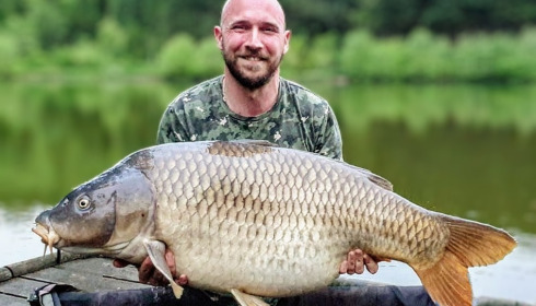 A 62 lb 7 oz fish from La Fonte, Lake record Common, May 2023