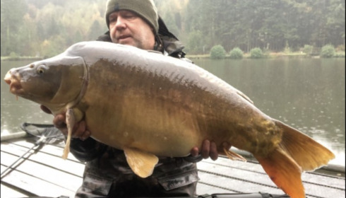 A 40 lb 4 oz carp from La Fonte, Oct 2019