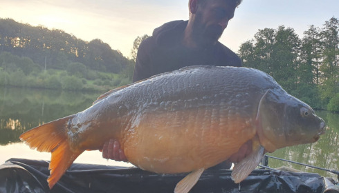 A 45 lb 12 oz fish from La Fonte, Sam, Sep 2021