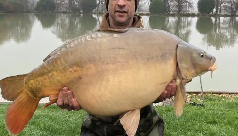 A 50 lb 7 oz carp from Landes, Additional Stocking, Dec 2021