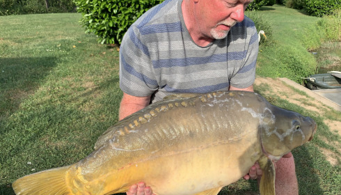 A 38 lb 8 oz fish from Landes, PB mirror, May 2022