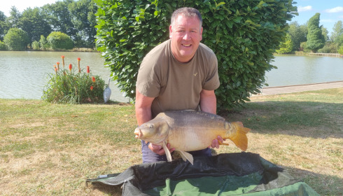A 36 lb fish from Landes, Mirror, Jul 2022