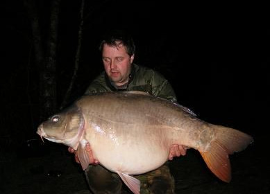 A 47 lb carp from Laroussi, Apr 2008