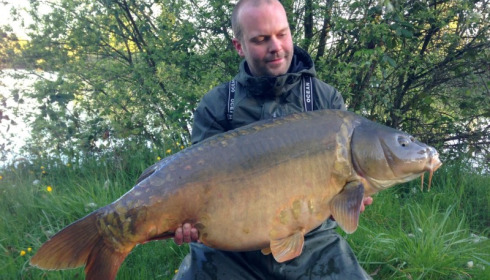 A 47 lb 10 oz carp from Laroussi, Lars ' long mirror, Apr 2014