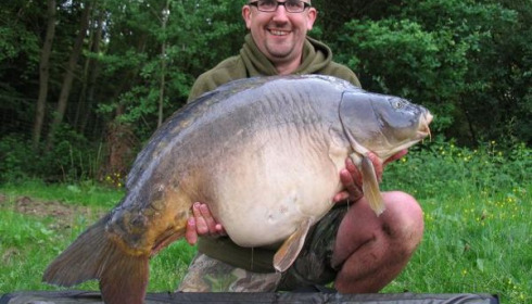 A 41 lb 4 oz carp from Laroussi, May 2008