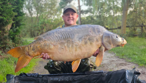 A 54 lb 5 oz fish from Laroussi, Fully scaled, Aug 2023