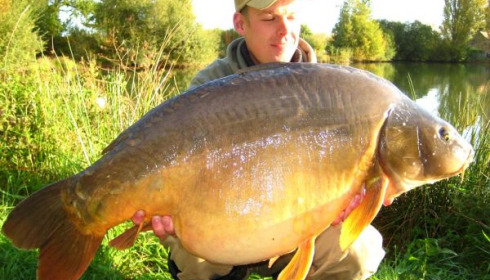 A 43 lb carp from Laroussi, Rob van Hagen & Clemens Duijsters, Sep 2008