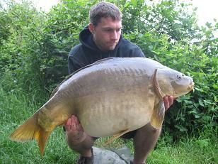A 28 lb carp from Laroussi, May 2007