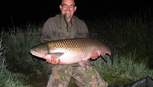 A 51 lb 8 oz carp from Laroussi, New lake record grass carp !, May 2008