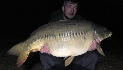 A 34 lb carp from Laroussi, Chris Barnes, May 2017