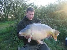 A 42 lb 12 oz carp from Laroussi, Apr 2007