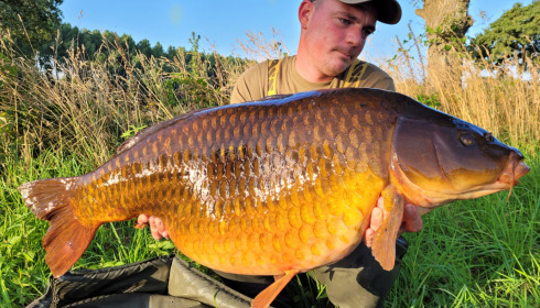 A 52 lb carp from Laroussi, Jul 2021