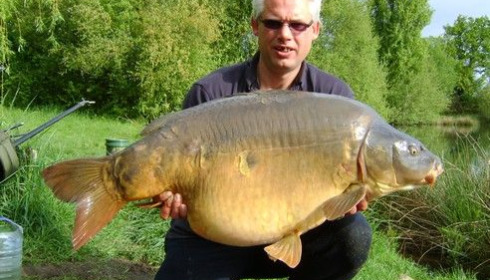 A 53 lb carp from Laroussi, May 2009
