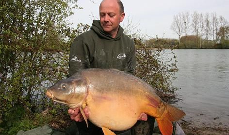 A 49 lb 6 oz carp from Laroussi, Apr 2008