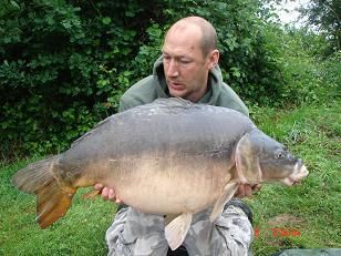 A 41 lb 4 oz carp from Laroussi, May 2007