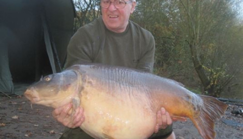 A 71 lb 12 oz carp from Laroussi, Roy Wretham, Nov 2014