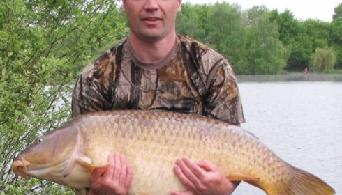 A 50 lb 3 oz carp from Laroussi, New lake record common, May 2013