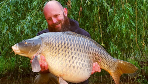 A 36 lb 2 oz carp from Laroussi, Garry Hick, Apr 2017