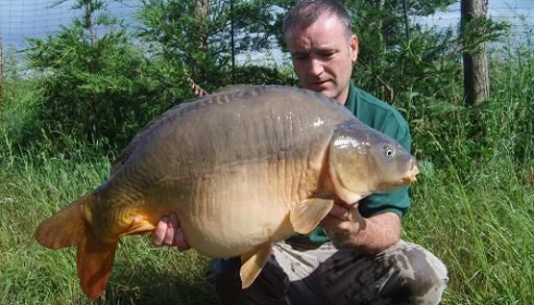 A 35 lb carp from Laroussi, May 2007