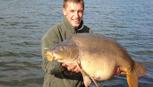A 47 lb carp from Laroussi, Sep 2007