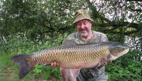 A 37 lb 1 oz grass carp from Laroussi, Gary Wright, Jun 2017