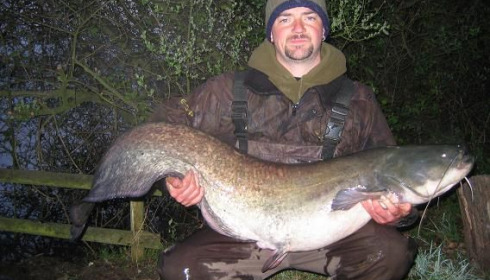 A 44 lb catfish from Laroussi, Apr 2008