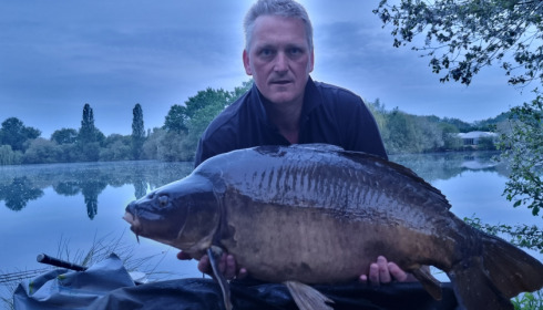 A 46 lb 4 oz fish from Laroussi, Mirror, May 2022