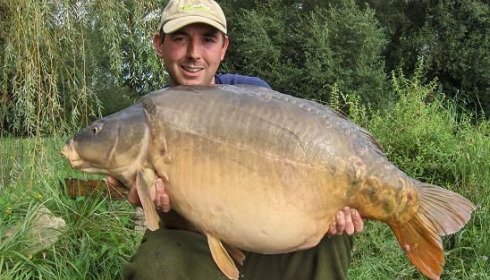 A 51 lb 6 oz carp from Laroussi, Aug 2008