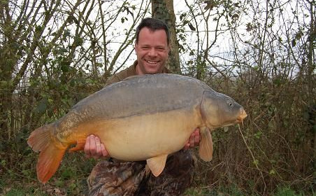 A 43 lb carp from Laroussi, Mar 2008