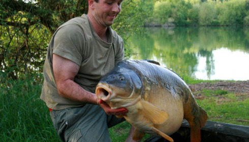 A 55 lb 8 oz carp from Laroussi, Craig Lancashire, May 2015