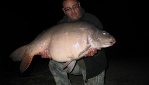 A carp from Laroussi, Gary Hague Party, Oct 2009