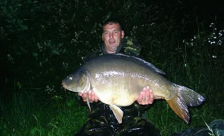 A 40 lb 1 oz carp from Laroussi, Rich Atkins, May 2007