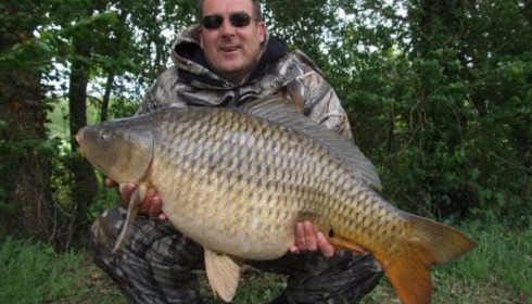 A 35 lb 10 oz carp from Laroussi, May 2010