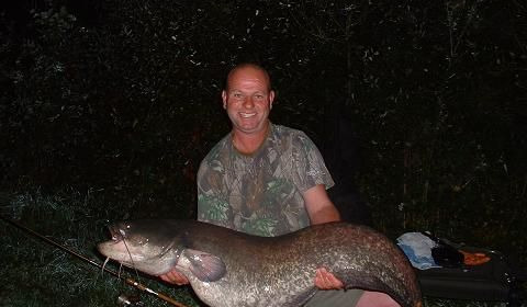 A 70 lb catfish from Laroussi, Sep 2007