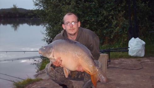 A 36 lb carp from Laroussi, Jul 2007