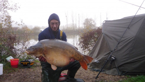 A 56 lb 2 oz carp from Laroussi, Rodney Hazeldene, Nov 2011