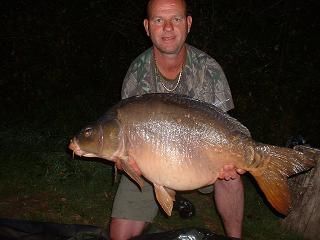 A 35 lb 8 oz carp from Laroussi, Sep 2007