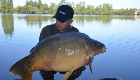 A 49 lb carp from Laroussi, Roy van Goor, Sep 2014