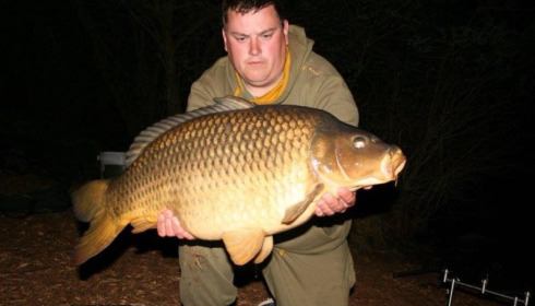 A 30 lb carp from Laroussi, John Lancashire, Apr 2017
