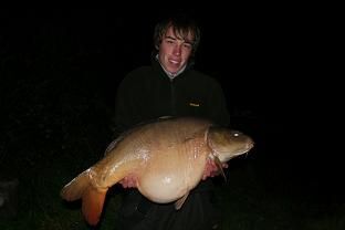 A 41 lb 4 oz carp from Laroussi, Apr 2007