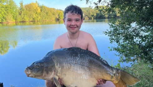 A 38 lb carp from Laroussi, Jul 2022