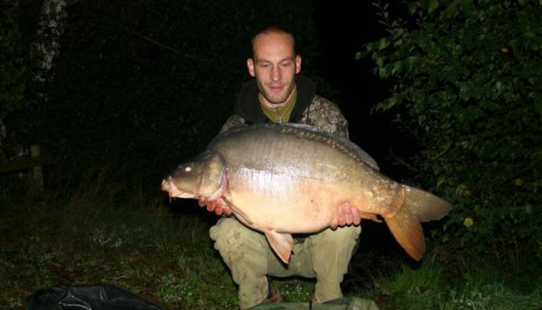A 36 lb carp from Laroussi, Oct 2006