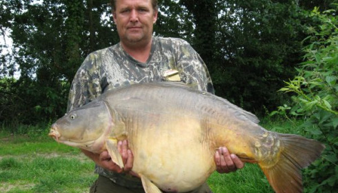 A 54 lb 5 oz carp from Laroussi, Jul 2010