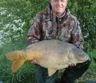 A 33 lb carp from Laroussi, May 2008