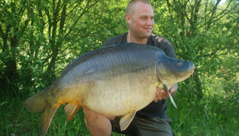 A 60 lb 1 oz carp from Laroussi, Kenneth Anderson, May 2012