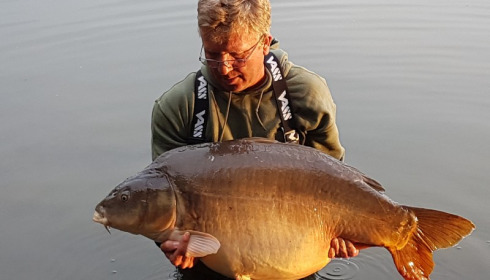 A 62 lb 2 oz carp from Laroussi, May 2017